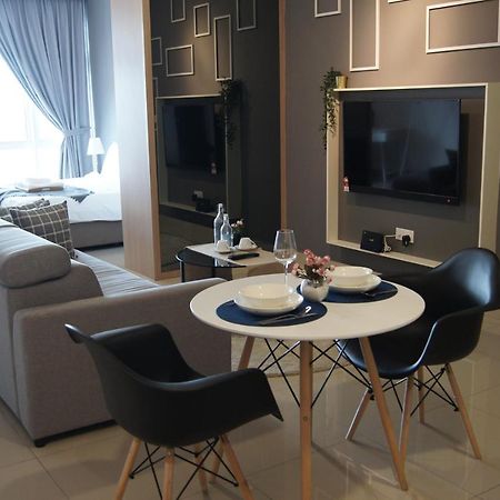 Twin Galaxy Suites By Iconic Bliss Johor Bahru Exterior photo