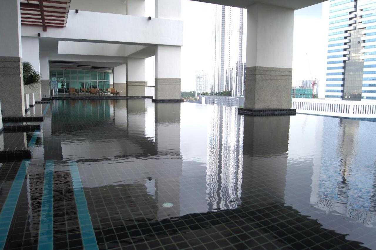 Twin Galaxy Suites By Iconic Bliss Johor Bahru Exterior photo