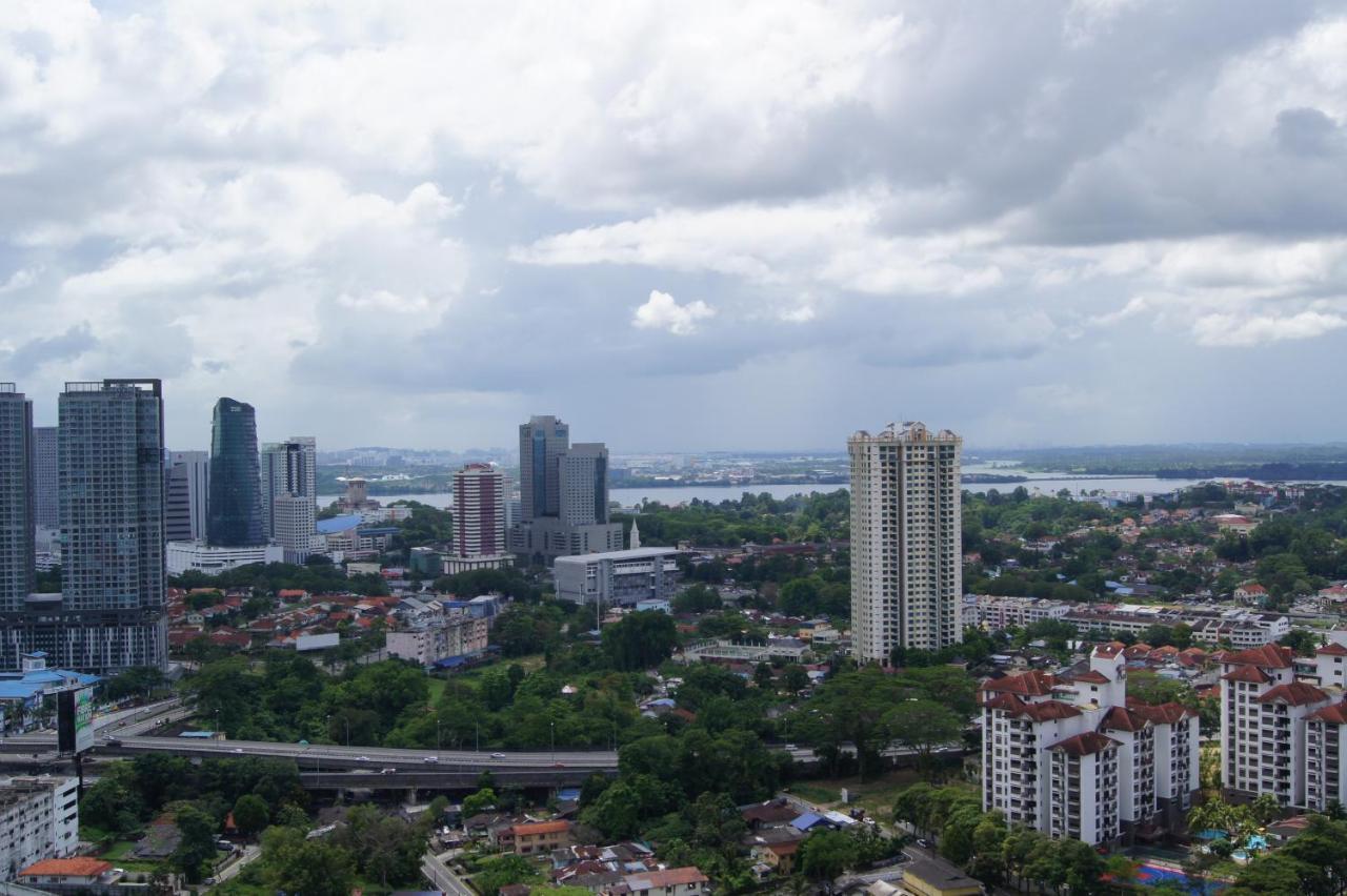 Twin Galaxy Suites By Iconic Bliss Johor Bahru Exterior photo